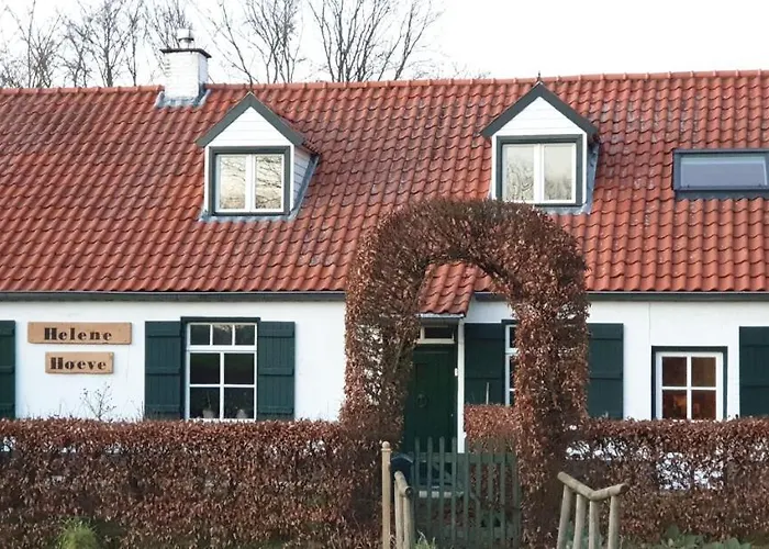 En Helene Hoeve 3*