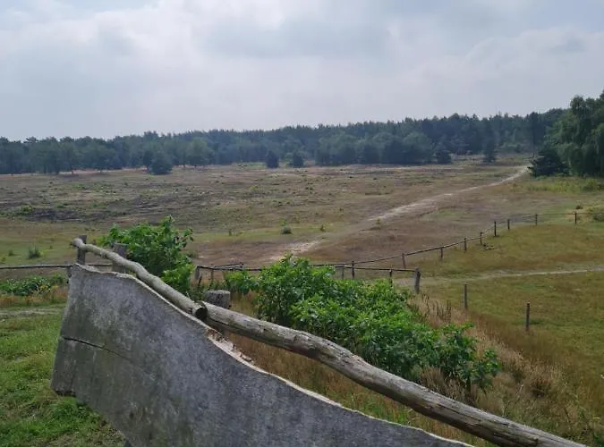 En Helene Hoeve Couette-café 3*